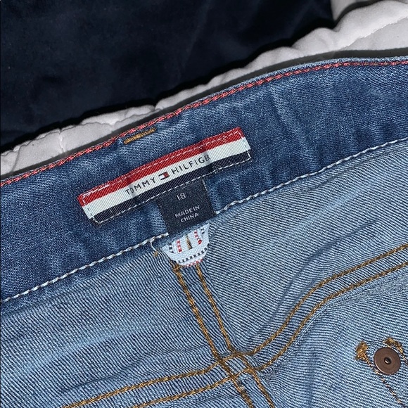 Tommy Hilfiger jeans!!!! - Picture 4 of 6